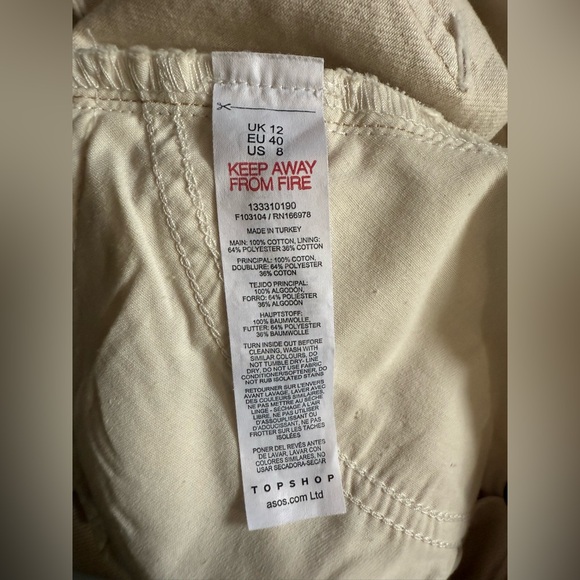 TOPSHOP Loose fit Jeans in Off White.   Size 8 - Picture 11 of 14